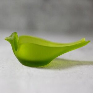 Westmoreland green satin glass vintage bird trinket dish candle holder ashtray